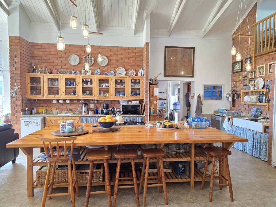 4 Bedroom Property for Sale in Boknesstrand Eastern Cape
